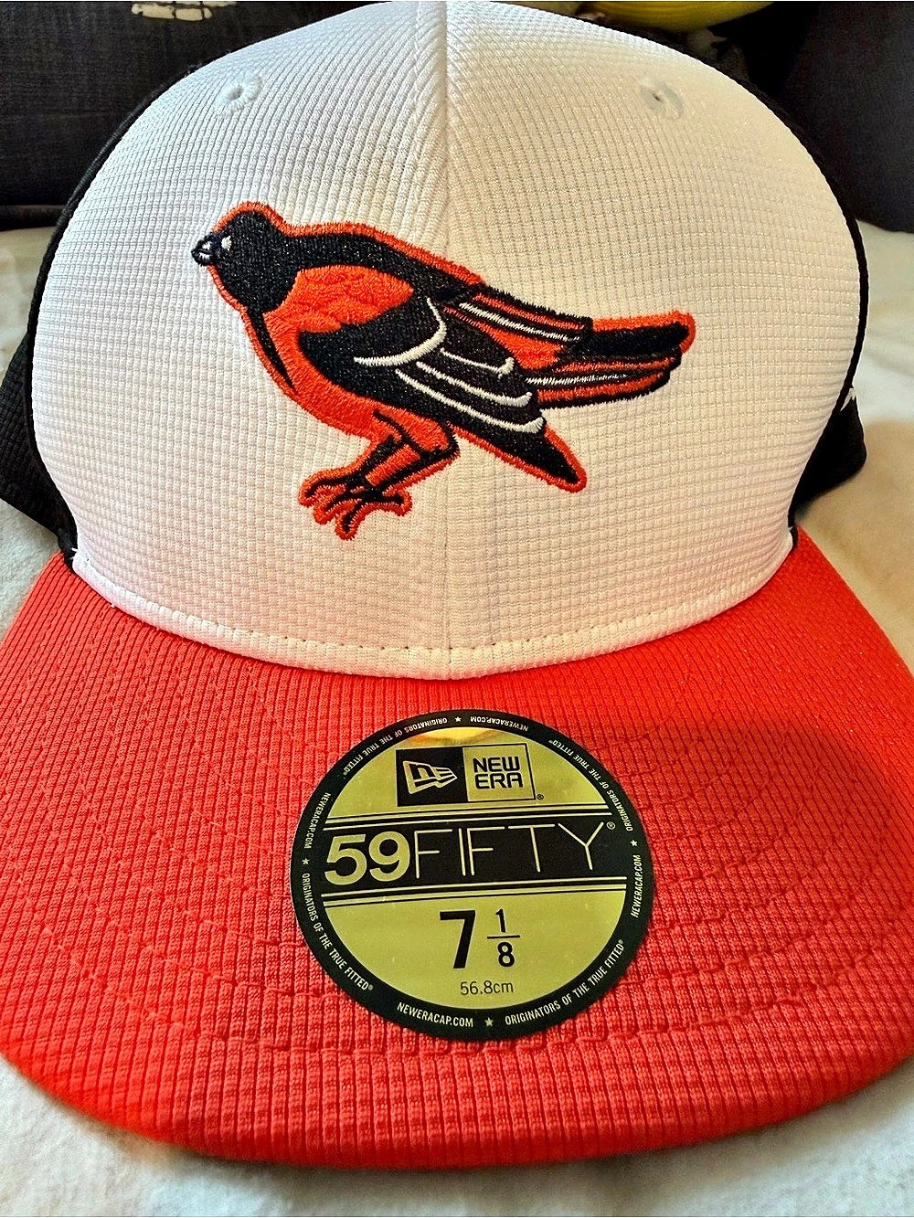 New Era Baltimore Orioles 59FIFTY Fitted Hat Fitted Cap Black & Red 7 1/8